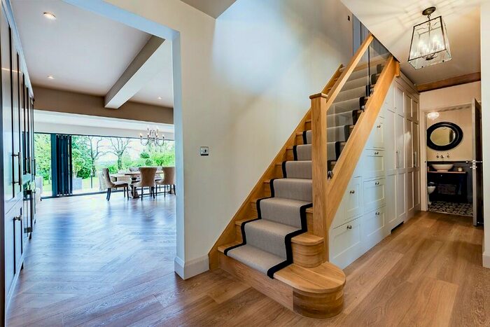4 Bedroom Detached House For Sale In Stratford Road, Henley-In-Arden, Warwickshire, B95