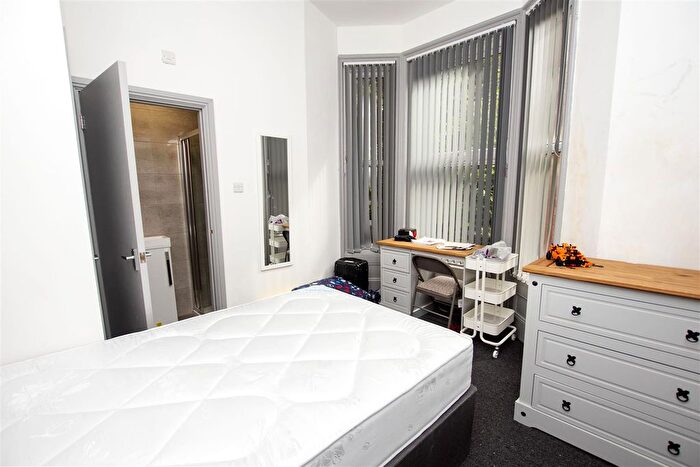 11 Bedroom Property To Rent In Oakfield Road, Selly Park, Birmingham, B29