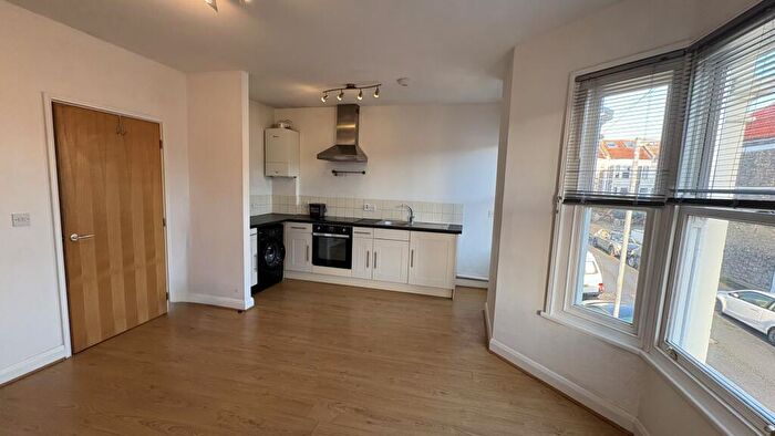 1 Bedroom Flat To Rent In Raymend Road, Bristol, BS3