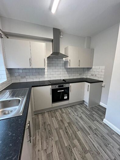 3 Bedroom Apartment To Rent In The Green, LN2