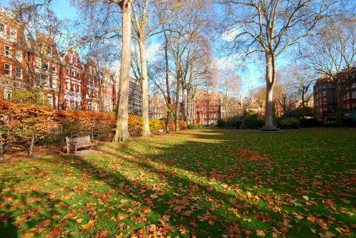 1 Bedroom Flat For Sale In Bramham Gardens, Earls Court, London, SW5