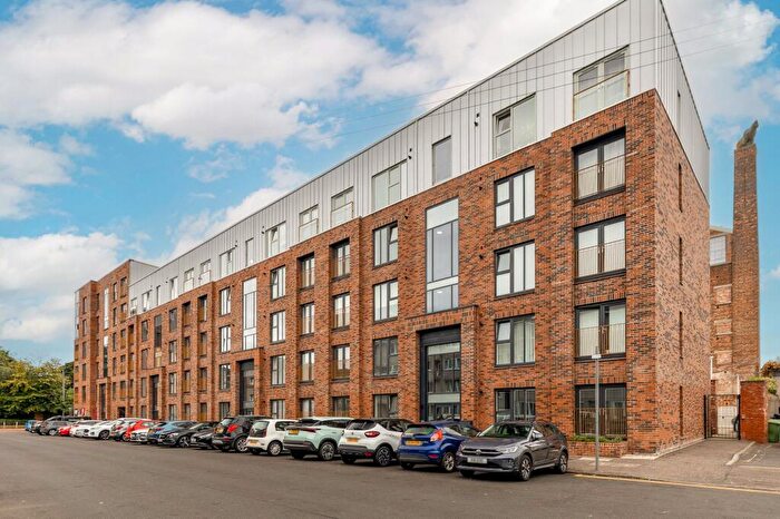 2 Bedroom Apartment For Sale In Commercial Road, New Gorbals, Glasgow City, G5