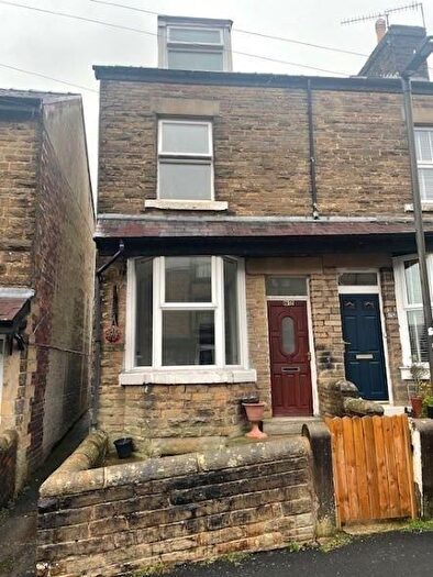 3 Bedroom Terraced House To Rent In Bennett Street, Buxton, SK17