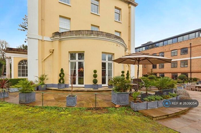 2 Bedroom Flat To Rent In Westhorpe House, Marlow, SL7