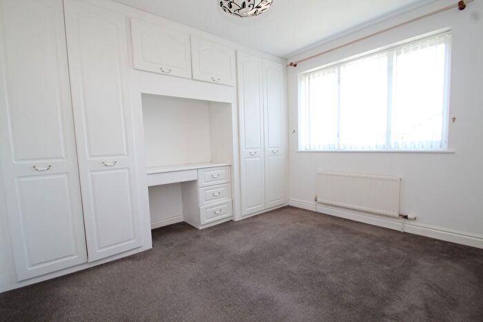 3 Bedroom Detached House To Rent In Woodside Avenue, Meanwood, Leeds, LS7