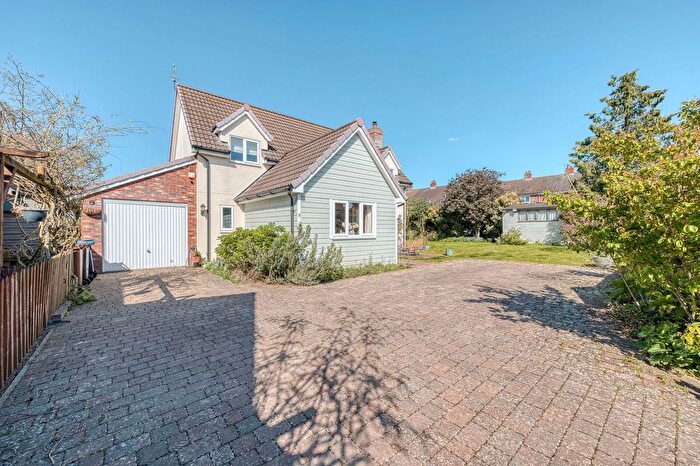 3 Bedroom Detached House For Sale In Soers Close, Thorndon, IP23