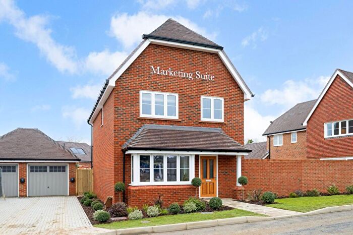 3 Bedroom Detached House For Sale In The Heyshott, West Horsley, Leatherhead, Surrey, KT24