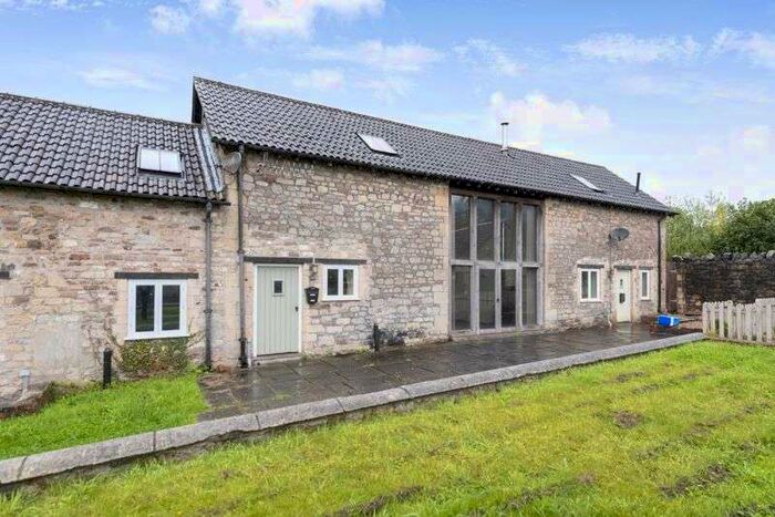 3 Bedroom Property For Sale In Deans Street Barns, Cranmore, Somerset, BA4
