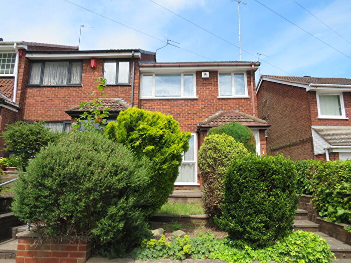 3 Bedroom End Of Terrace House To Rent In Florence Road, B69