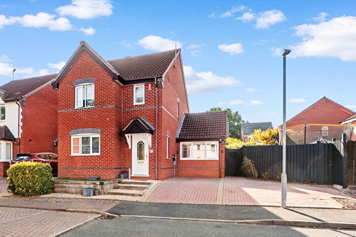 3 Bedroom Detached House For Sale In Hoskyns Avenue, Harley Warren, Worcester., WR4
