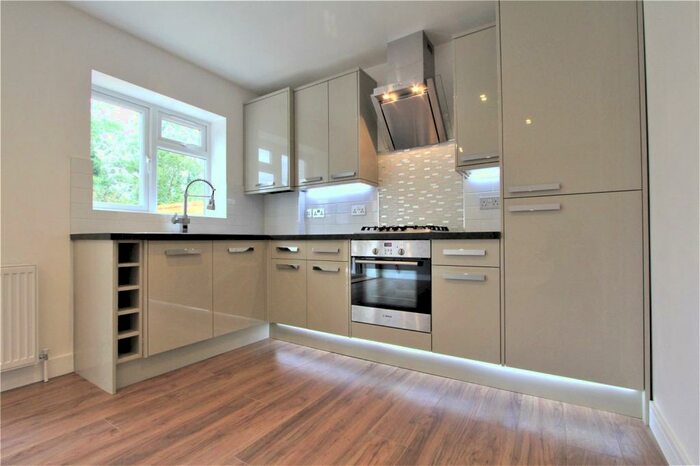 2 Bedroom Apartment To Rent In Pinner Road, Harrow, Greater London, HA1