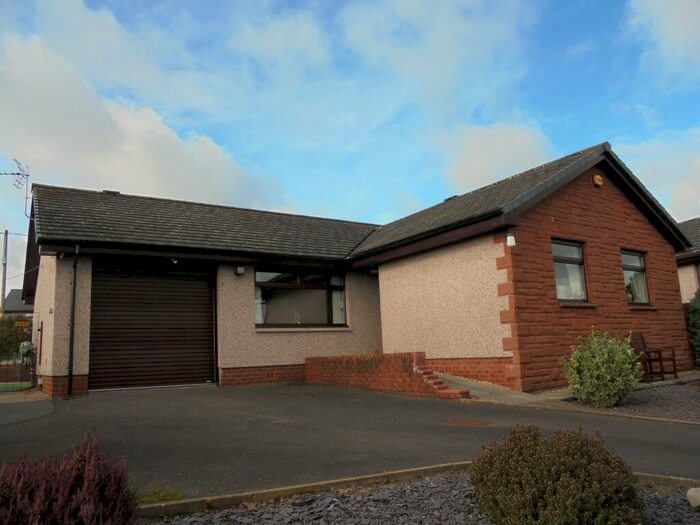 3 Bedroom Detached Bungalow For Sale In Newpark Rise, Annan, Dumfriesshire, DG12