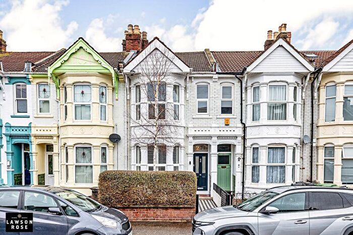 3 Bedroom Terraced House For Sale In Laburnum Grove, Portsmouth, PO2