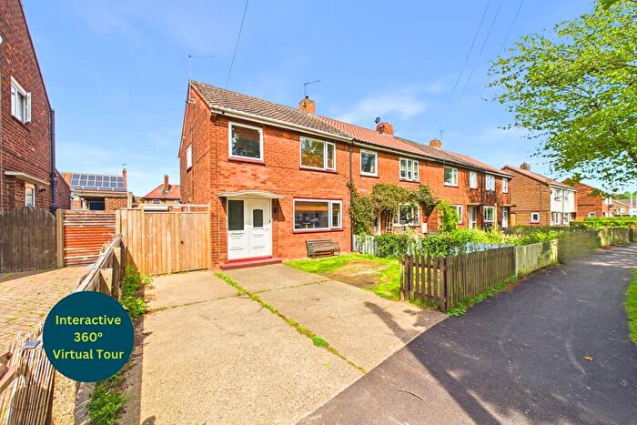 3 Bedroom End Of Terrace House For Sale In Millfields, Barton-upon-Humber, North Lincolnshire, DN18