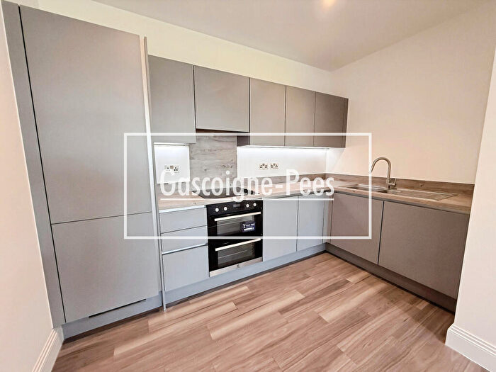 2 Bedroom Apartment To Rent In Basingstoke, RG21