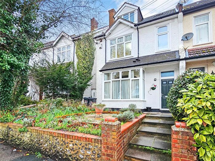 2 Bedroom Apartment To Rent In Blenheim Crescent, South Croydon, Surrey, CR2