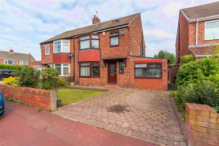 3 Bedroom Semi-Detached House To Rent In Bournemouth Gardens, Westerhope, Newcastle Upon Tyne, NE5