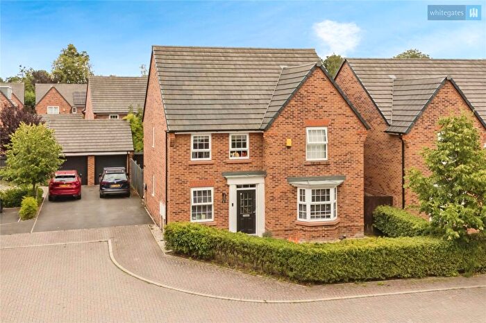 4 Bedroom Detached House For Sale In Stargrass Close, Stapeley, Nantwich, Cheshire, CW5