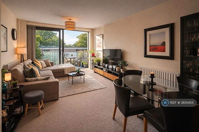 2 Bedroom Flat To Rent In Oakley House, London, SE11