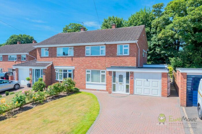 3 Bedroom Semi-Detached House For Sale In Pinewood Close, Shrewsbury, SY1