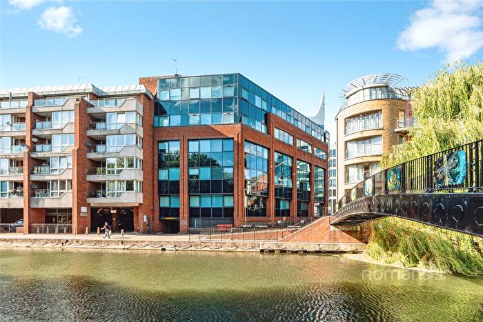 2 Bedroom Flat To Rent In Kings Road, Reading, Berkshire, RG1