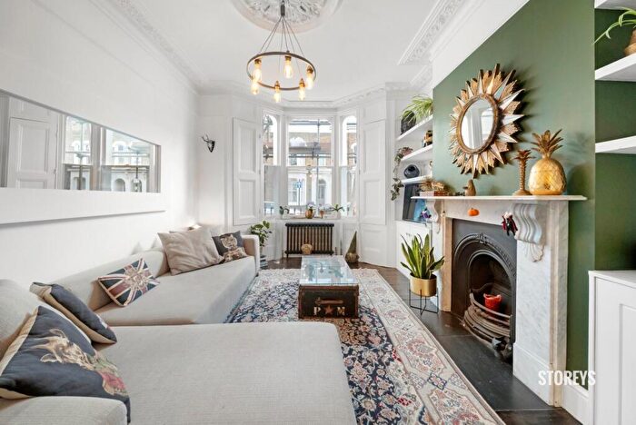 4 Bedroom End Of Terrace House To Rent In Antill Road, Bow, London, E3