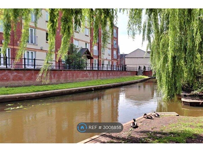 2 Bedroom Flat To Rent In Espleys Yard, Stafford, ST16