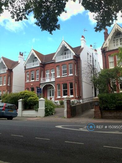 2 Bedroom Flat To Rent In Preston Park Avenue, Brighton, BN1