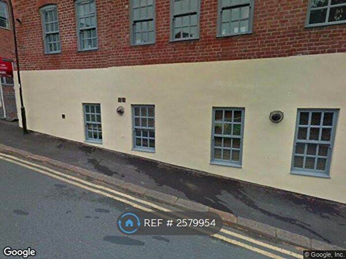 2 Bedroom Flat To Rent In White Croft Works, Sheffield, S3