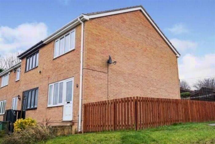 2 Bedroom End Of Terrace House To Rent In Nook Walk, Dewsbury, WF13