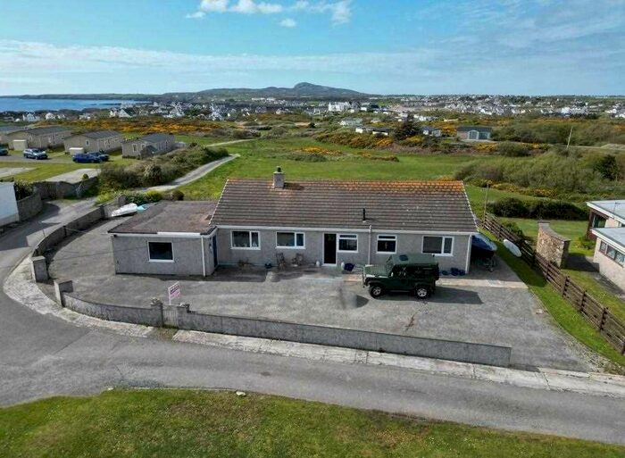 3 Bedroom Detached Bungalow For Sale In Pentir, Lon Crecrist, Trearddur Bay, LL65