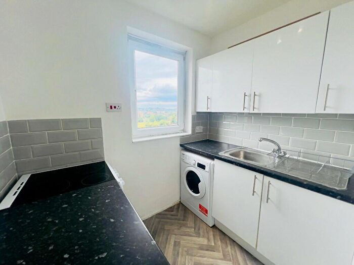 Studio To Rent In Porchester Mead, Beckenham, London, BR3