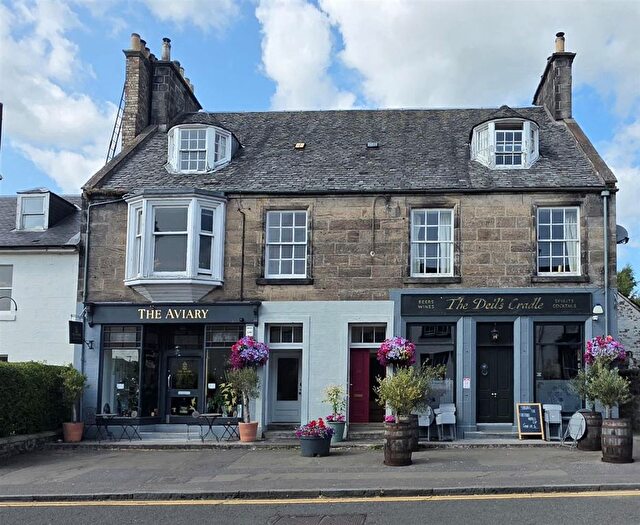 3 Bedroom Flat For Sale In Bridge Street, Dollar, FK14