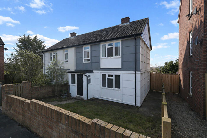 3 Bedroom Semi Detached House For Sale In Harlow Gardens, Collier Row, RM5