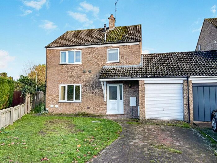 3 Bedroom Detached House For Sale In Edmund Road, Brandon, IP27