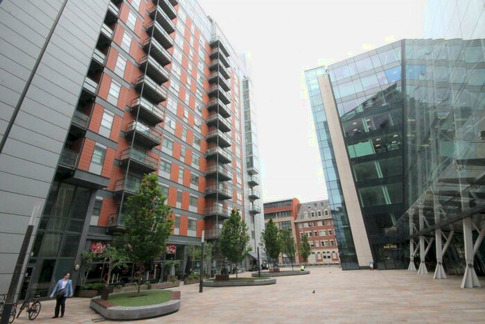 2 Bedroom Apartment To Rent In West Point, Wellington Street, Leeds, LS1