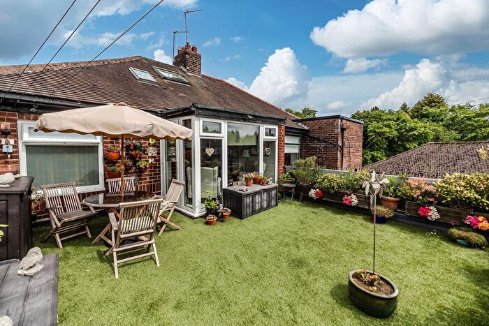 1 Bedroom Flat For Sale In Woolsington Gardens, Woolsington, Newcastle Upon Tyne, NE13