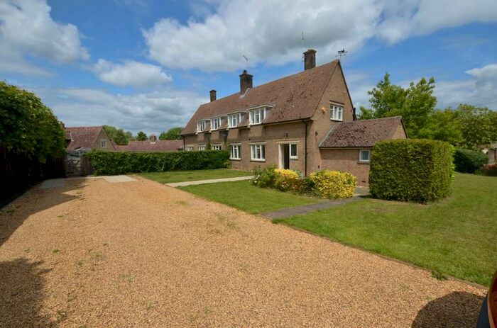 3 Bedroom Semi-Detached House To Rent In Stamford Road, Marholm, Peterborough, PE6