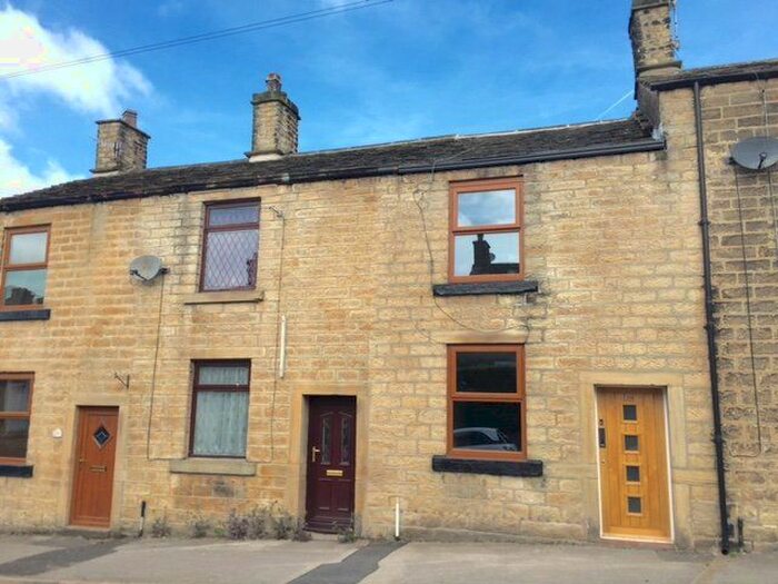 2 Bedroom Terraced House To Rent In Brosscroft, Hadfield, Glossop, SK13