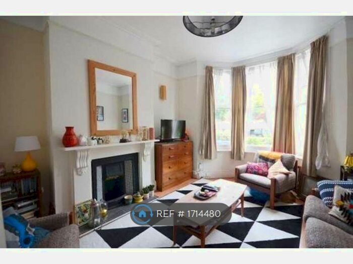 1 Bedroom Flat To Rent In Ondine Road, London, SE15