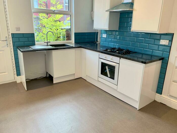 3 Bedroom House To Rent In Beamsley Mount, Leeds, LS6