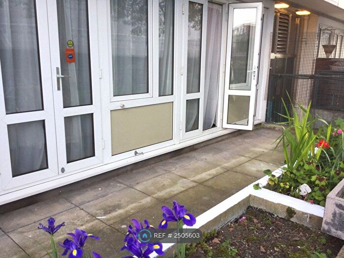 2 Bedroom Flat To Rent In Vicars Road, London, NW5