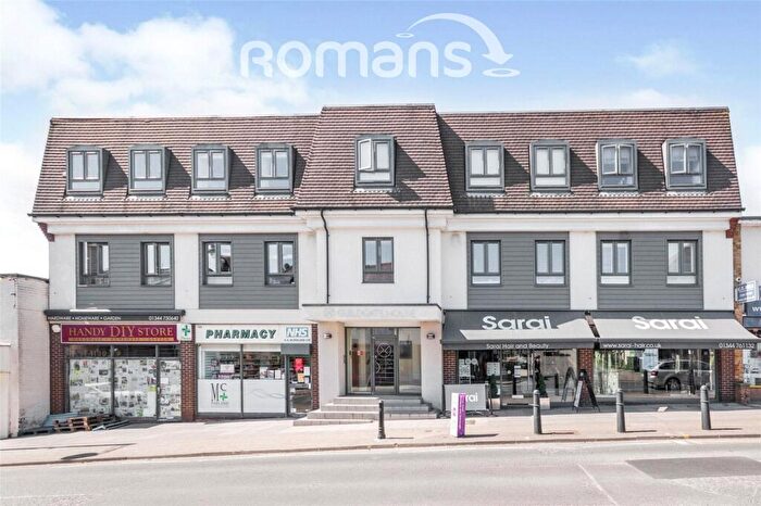 1 Bedroom Apartment For Sale In High Street, Crowthorne, Berkshire, RG45
