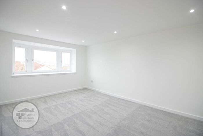 2 Bedroom Flat To Rent In Denmilne Street, Easterhouse, Glasgow, G34