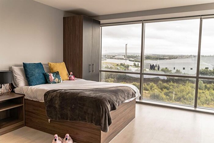 Studio To Rent In Castlebank Street, Glasgow, G11