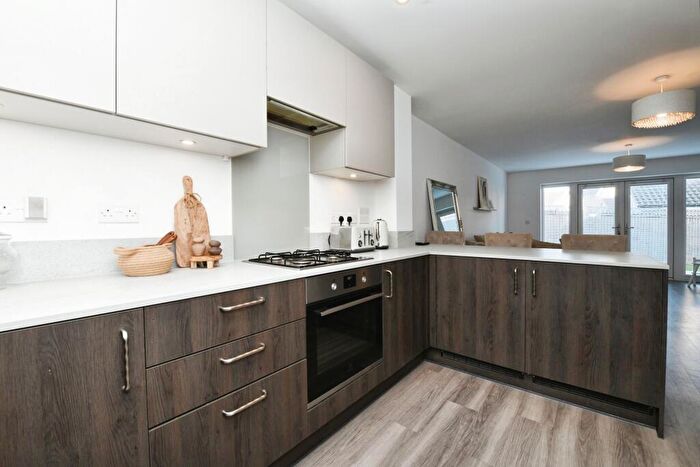 2 Bedroom Semi-Detached House For Sale In Andrewes Way, Rayleigh, Essex, SS6