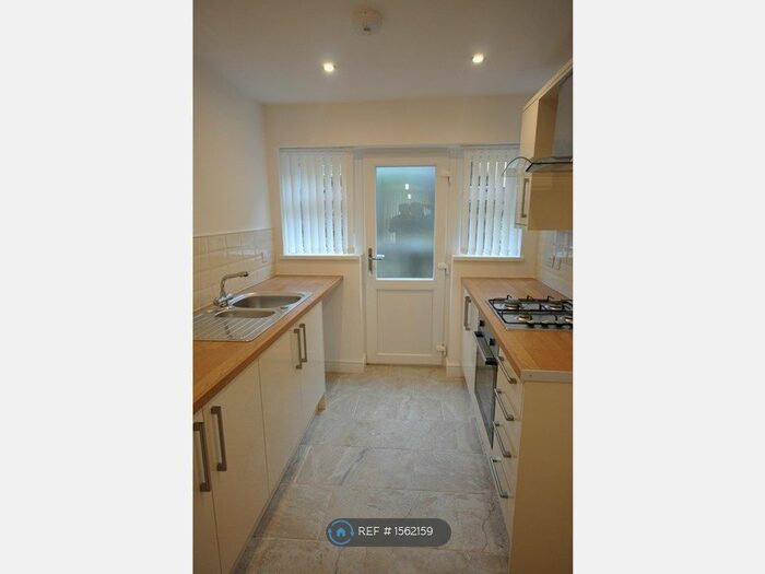 3 Bedroom Terraced House To Rent In Tyisaf, Pentre, CF41