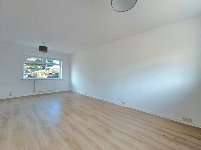 2 Bedroom End Of Terrace House To Rent In Forde Crescent, Stevenston, KA20