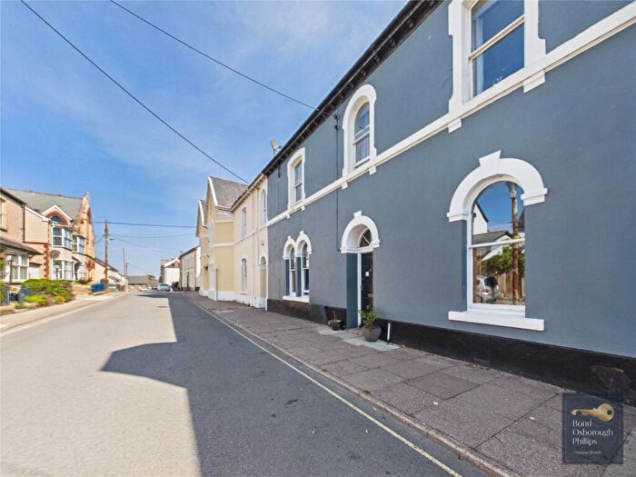 5 Bedroom Property For Sale In Halsdon Terrace, Torrington, Devon, EX38