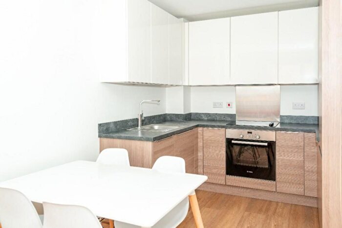 1 Bedroom Flat For Sale In Royal Victoria Gardens, Marine Wharf, SE16